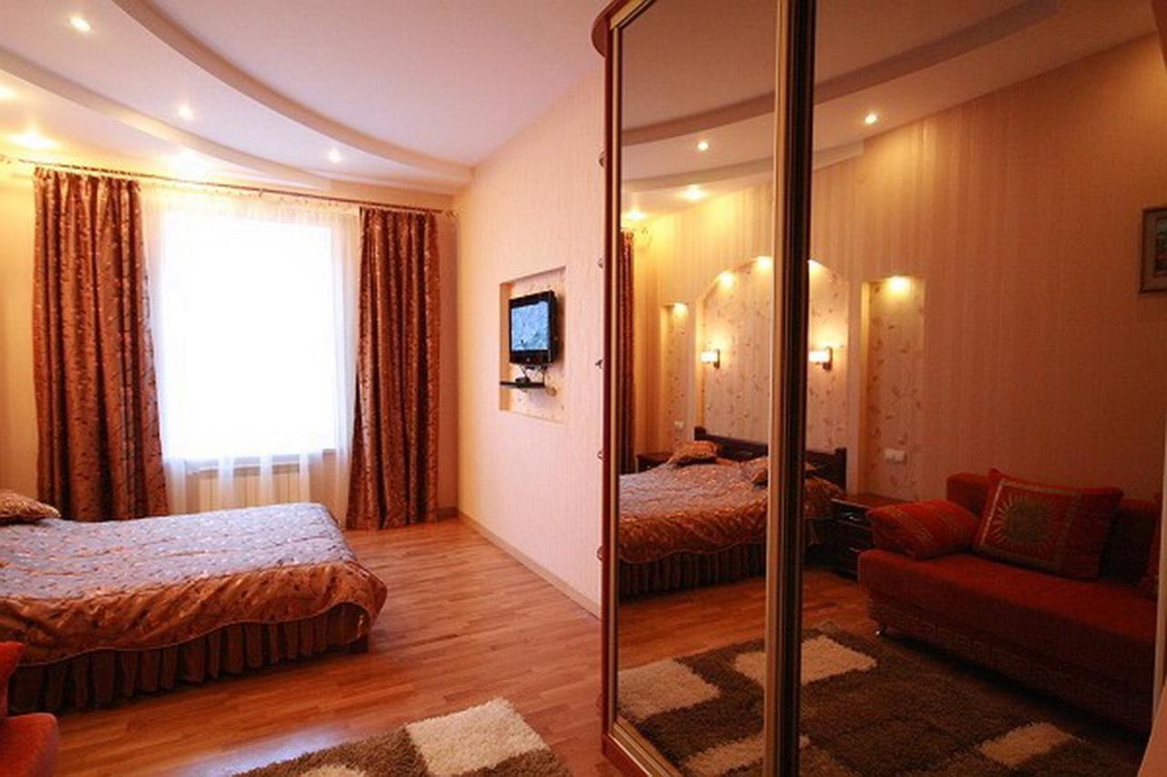 Park And Opera Apartments Lviv Exterior photo